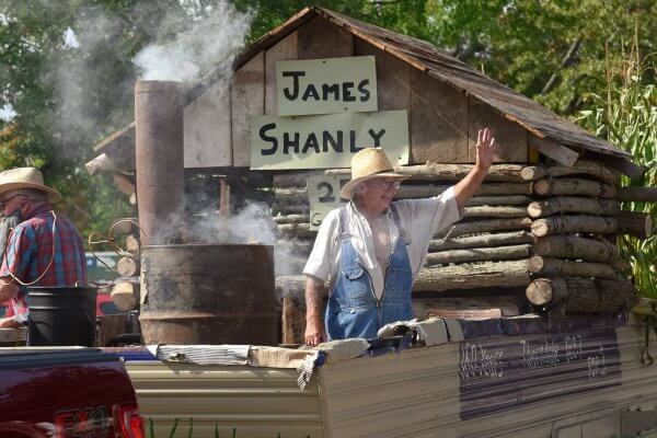 Best Club/Organization Float and Grand Champion