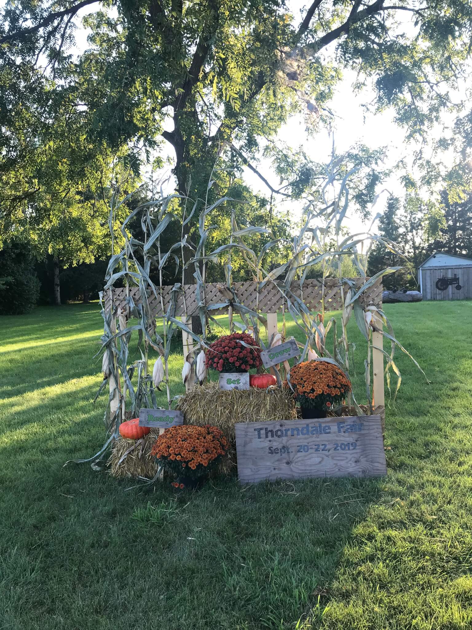 Yard Decoration Contest